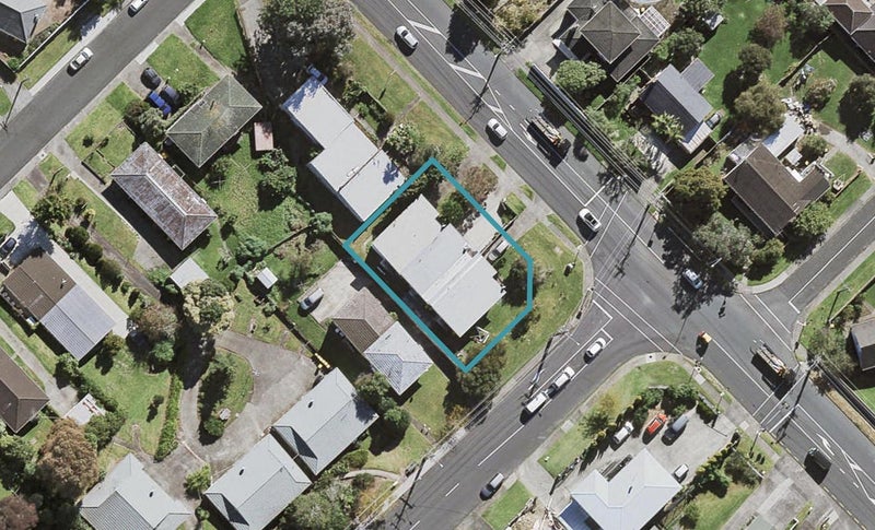 2/72 Sunnybrae Road, Hillcrest, Auckland - Carousel 1