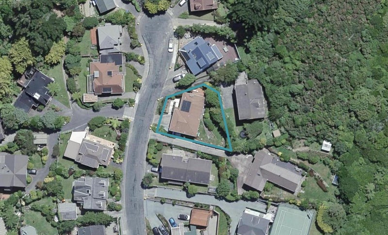 52 David Crescent, Karori, Wellington - Carousel 1