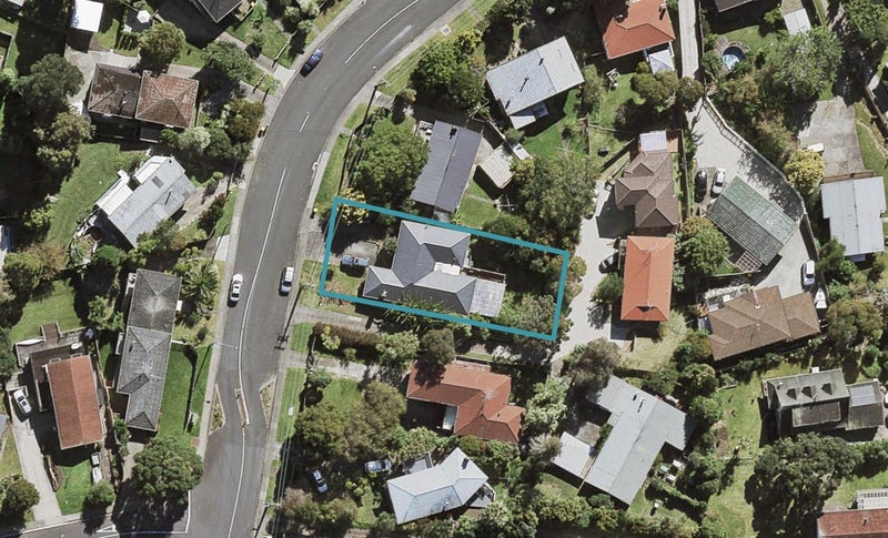 21 Ellice Road, Totara Vale, Auckland - Carousel 1