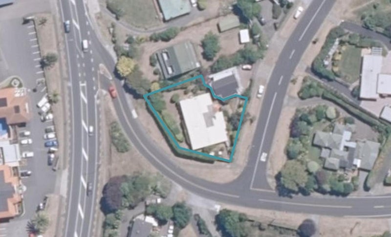 2 Harvey Street, Waipahihi, Taupo - Carousel 1
