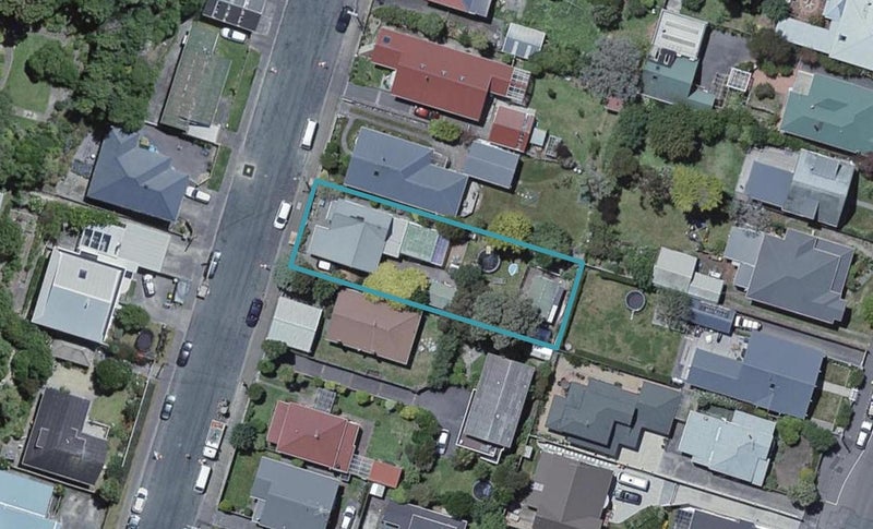 21 Severn Street, Island Bay, Wellington - Carousel 1
