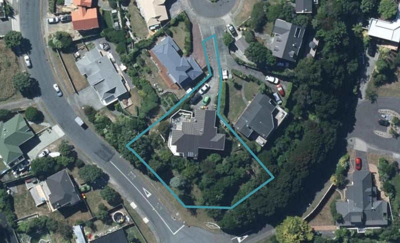 8 Pendeen Place, Camborne, Porirua - Carousel 1