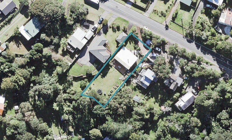 1115 Huia Road, Huia, Auckland - Carousel 1
