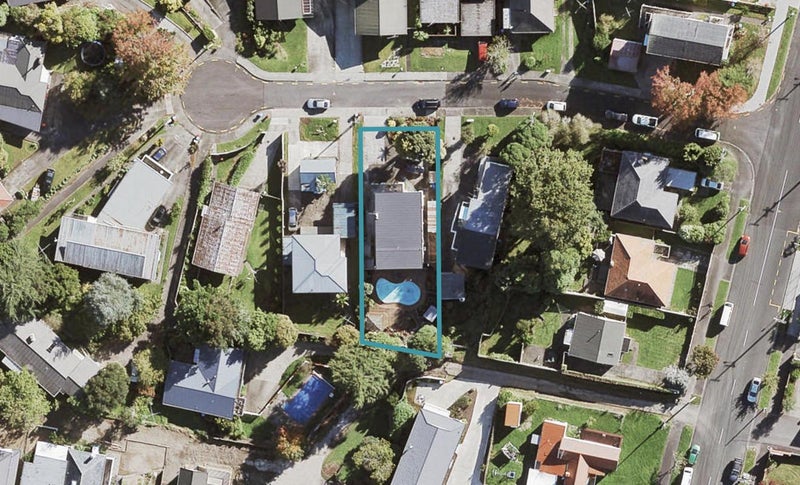 6 Waitati Place, New Windsor, Auckland - Carousel 1