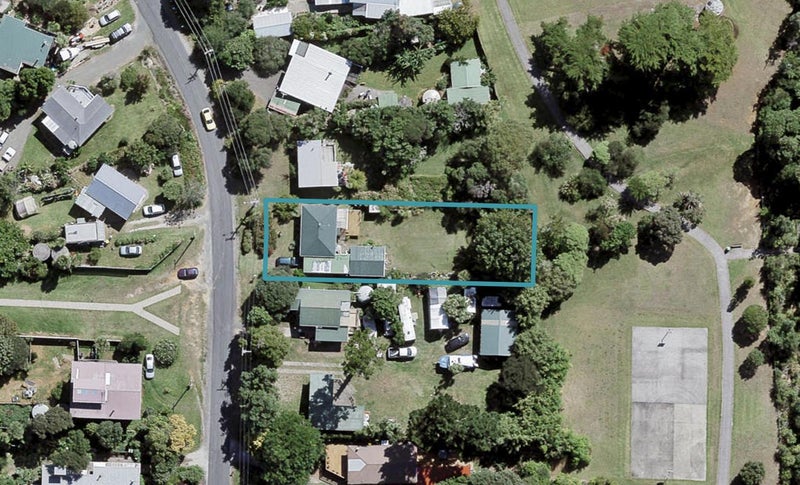 38 James Mcleod Road, Helensville - Carousel 1