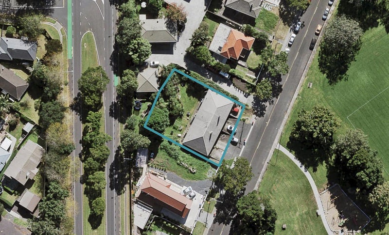 58A Malvern Road, Morningside, Auckland - Carousel 1