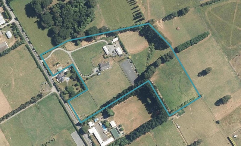 79 Flux Road, Mangaroa, Upper Hutt - Carousel 1