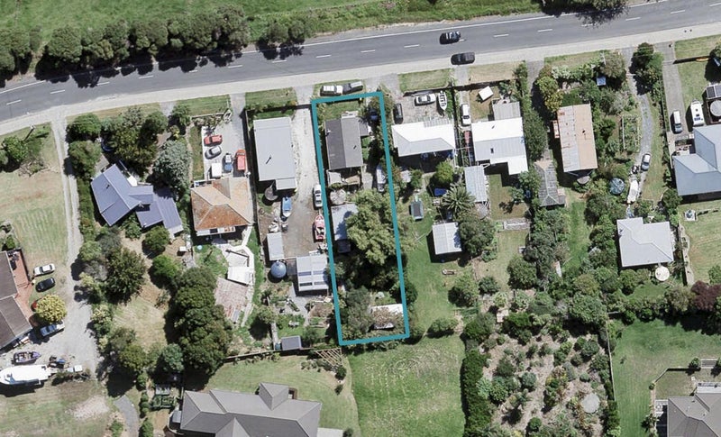 37 Shelly Beach Road, Helensville - Carousel 1