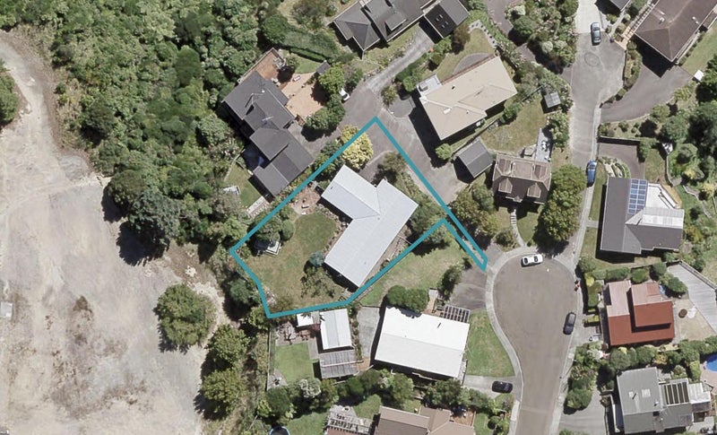 6 Plantagenet Grove, Kingsley Heights, Upper Hutt - Carousel 1