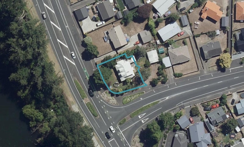 1 Clarkin Road, Fairfield, Hamilton - Carousel 1