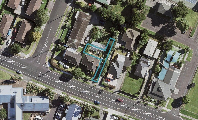 39A Russell Road, Manurewa, Auckland - Carousel 1