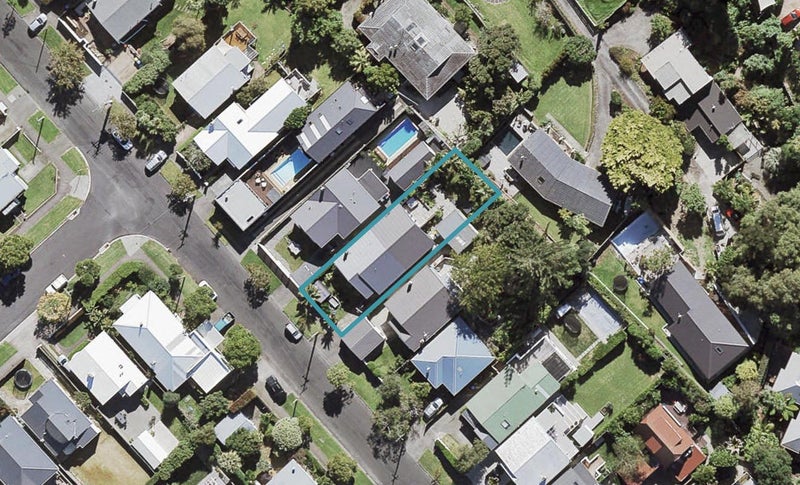 75 Warnock Street, Westmere, Auckland - Carousel 1