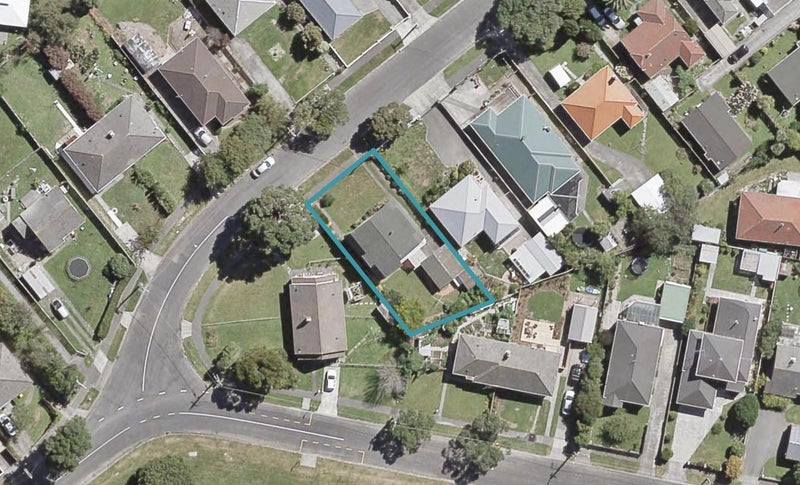 21 Freyberg Street, Waterloo, Lower Hutt - Carousel 1