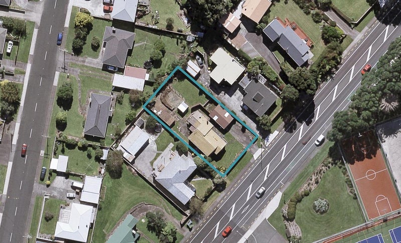120 South Road, Spotswood, New Plymouth - Carousel 1
