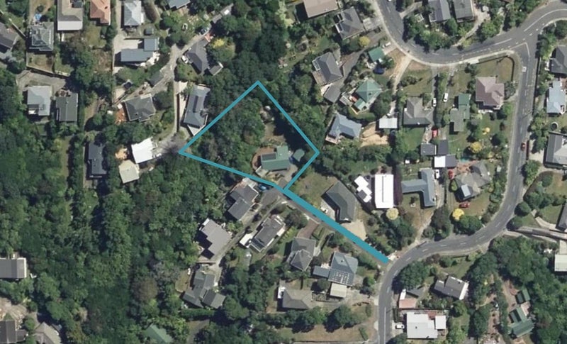 12 Pokohiwi Road, Normandale, Lower Hutt - Carousel 1