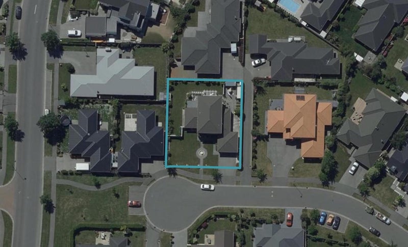 18 Donovan Place, Aidanfield, Christchurch - Carousel 1