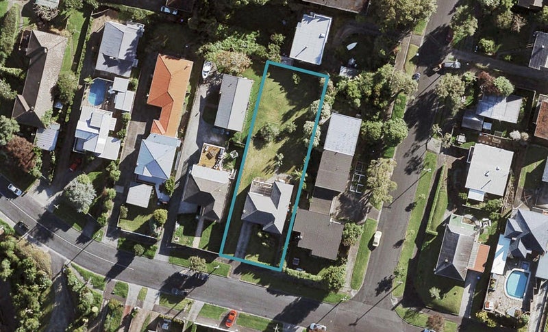 31 Fairlands Avenue, Waterview, Auckland - Carousel 1