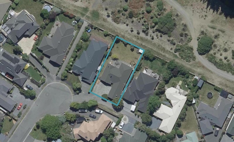 18 Flaxgrove Place, Parklands, Christchurch - Carousel 1