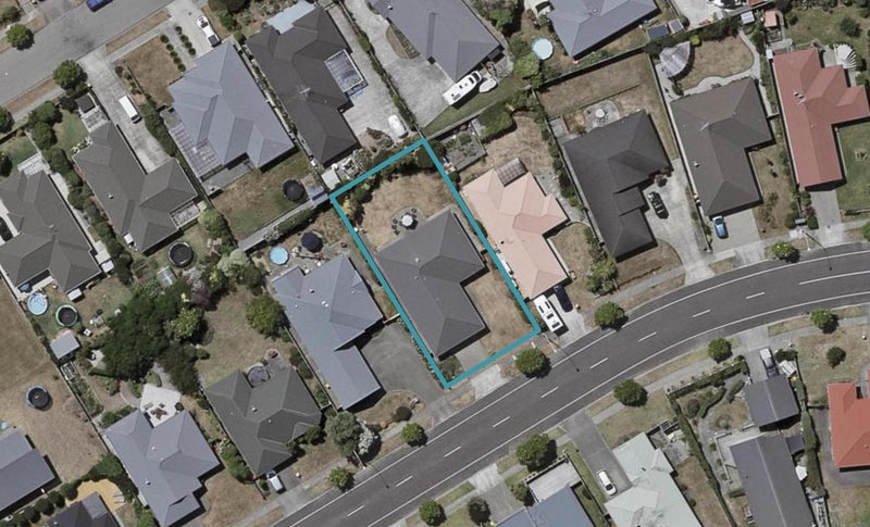 93 Weggery Drive, Waikanae Beach, Waikanae - Carousel 1