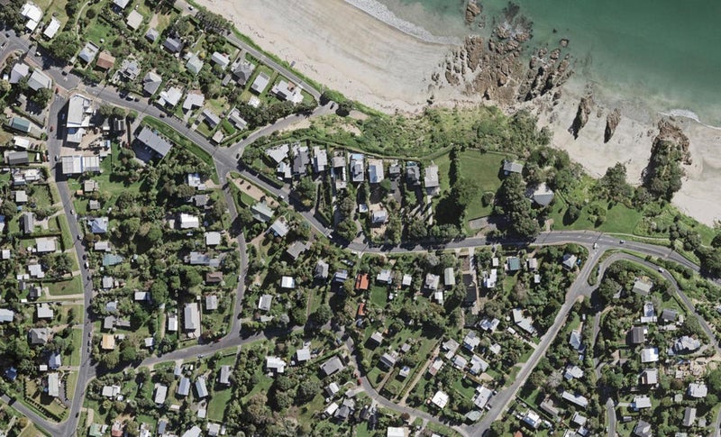 185 Ocean View Road, Oneroa, Waiheke Island - Carousel 1