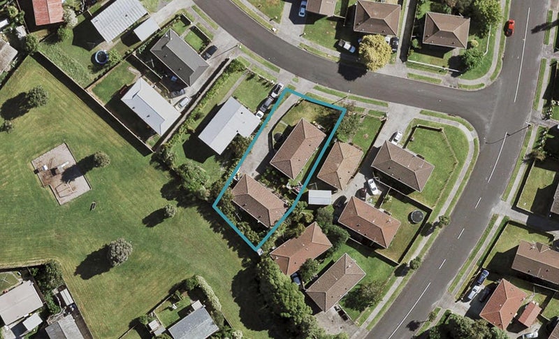 4 De Bloge Place, Clendon Park, Auckland - Carousel 1