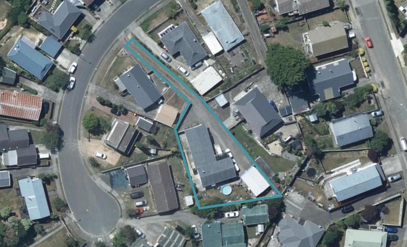 9 Japonica Crescent, Ranui, Porirua - Carousel 1