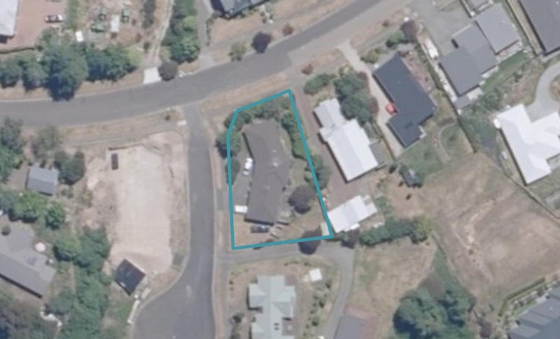 7 Larchwood Grove, Rangatira Park, Taupo - Carousel 1