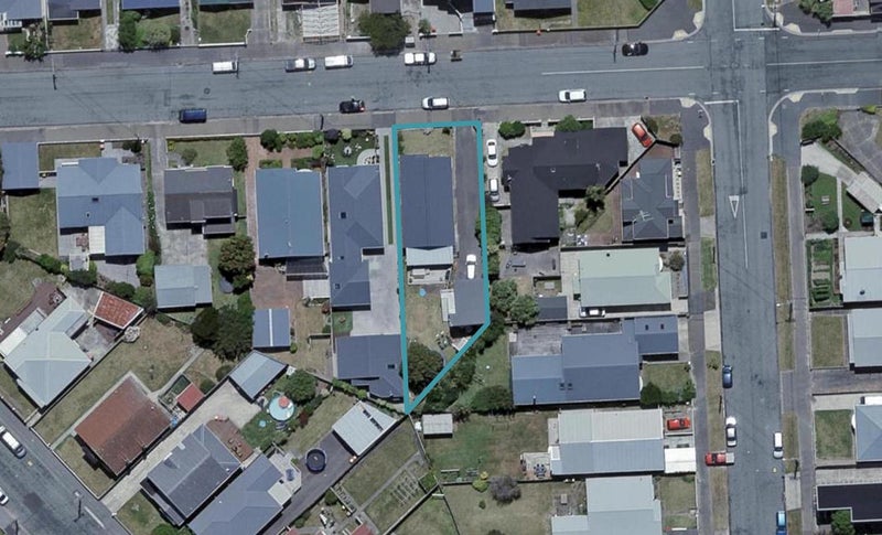 12 Strathavon Road, Miramar, Wellington - Carousel 1