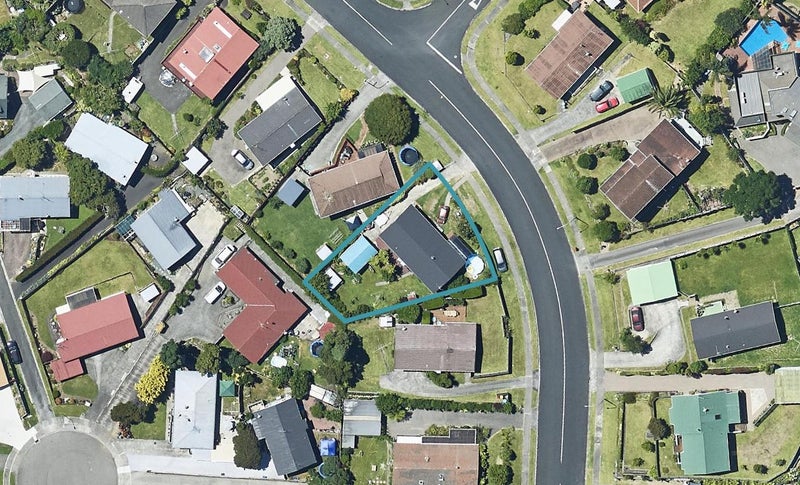 42 Townhead Crescent, Bethlehem, Tauranga - Carousel 1