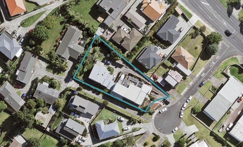 1/3 Hillary Heights Avenue, Glendene, Auckland - Carousel 1