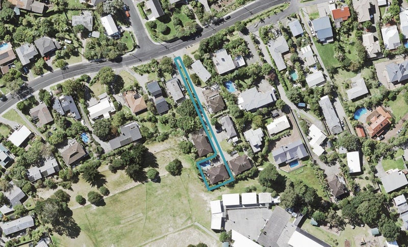 68A Saddleback Rise, Murrays Bay, Auckland - Carousel 1