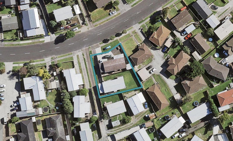 1/15 Maplesden Drive, Clendon Park, Auckland - Carousel 1