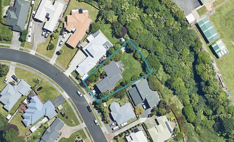 18 Caulfield Place, Pukehangi, Rotorua - Carousel 1