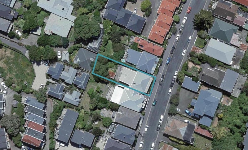 32 Thompson Street, Mount Cook, Wellington - Carousel 1