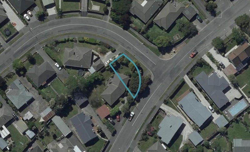 54 Evesham Crescent, Spreydon, Christchurch - Carousel 1
