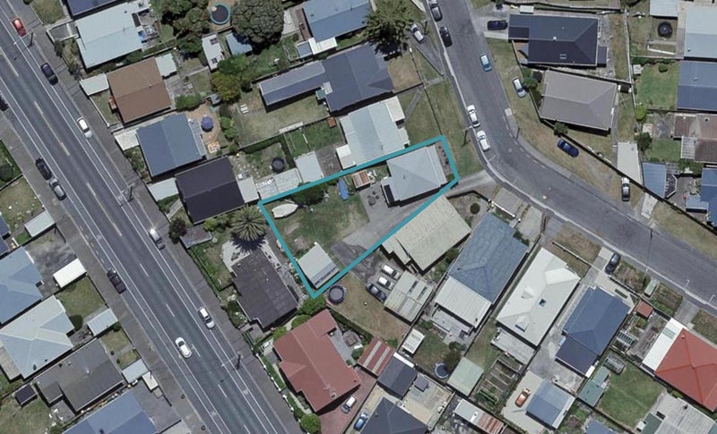 56 Lonsdale Crescent, Rongotai, Wellington - Carousel 1
