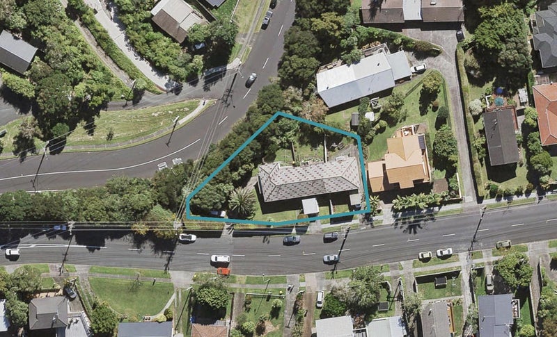 1/22 Coronation Road, Hillcrest, Auckland - Carousel 1