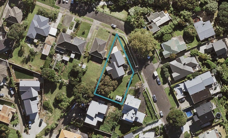 18 Waimana Avenue, Northcote Point, Auckland - Carousel 1