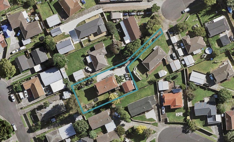 22 Benton Place, Manurewa, Auckland - Carousel 1