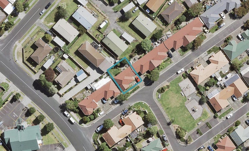 6 Dunbarton Drive, Ranui, Auckland - Carousel 1
