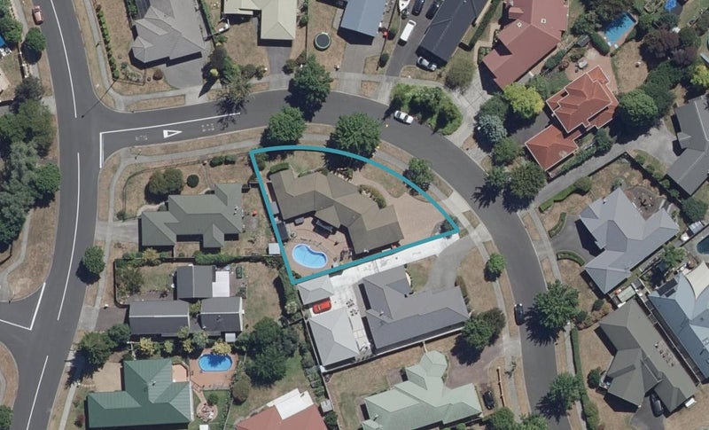 4 Waipuna Place, Rototuna, Hamilton - Carousel 1