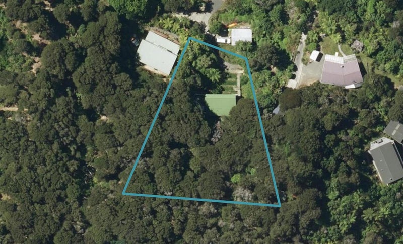 2286 Queen Charlotte Drive, Ngakuta Bay - Carousel 1