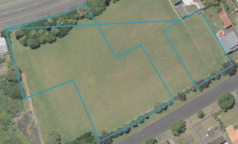 10 Jones Street, WHANGANUI EAST, WHANGANUI - Carousel 1
