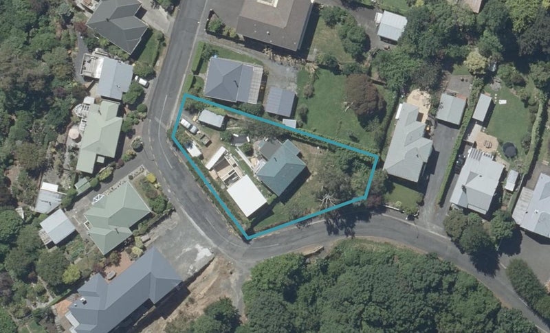 52 Rockside Road, Glenleith, Dunedin - Carousel 1