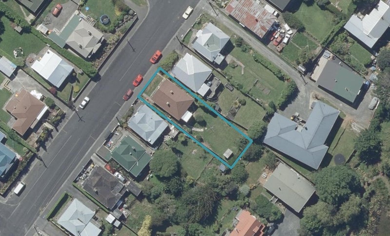72 Nairn Street, Kaikorai, Dunedin - Carousel 1