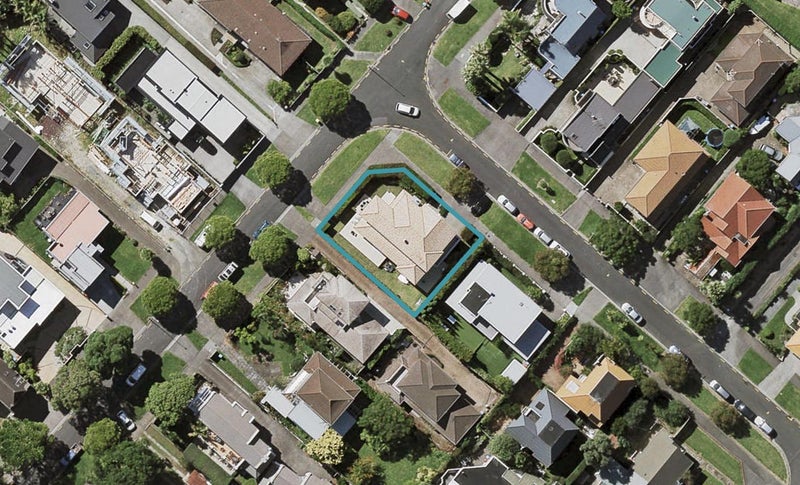1 Ngaio Street, Orakei, Auckland - Carousel 1