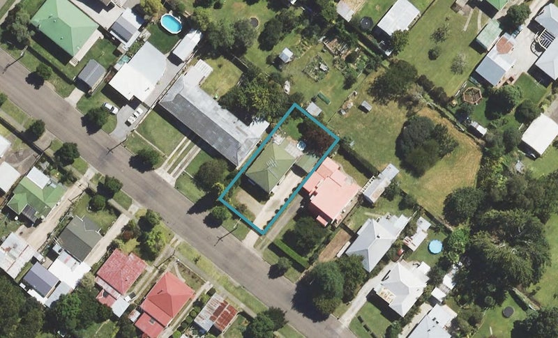 33 Perry Street, Mangapapa, Gisborne - Carousel 1