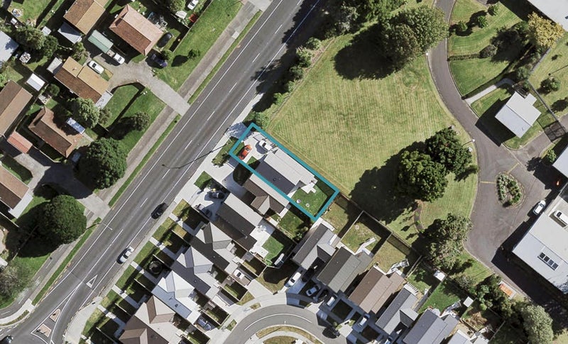 408 Weymouth Road, Weymouth, Auckland - Carousel 1
