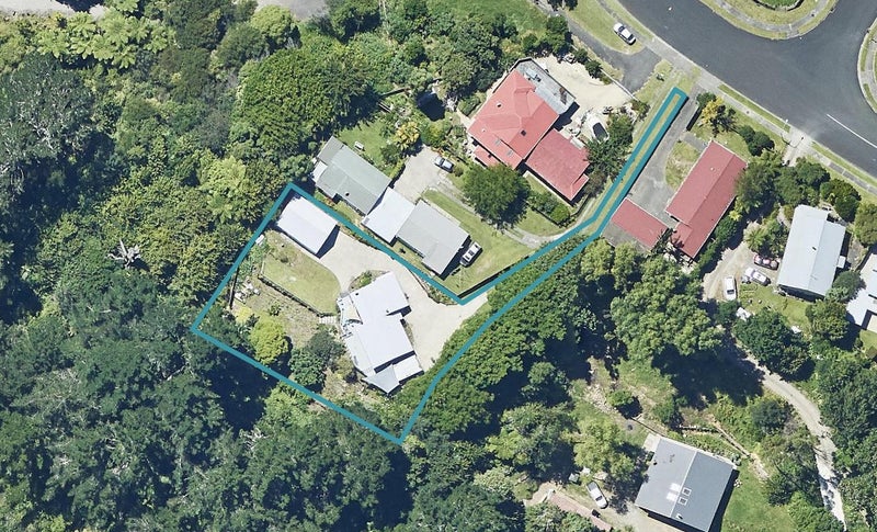 111 Townhead Crescent, Bethlehem, Tauranga - Carousel 1