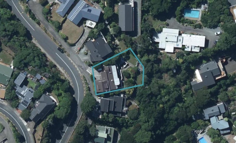 31 Oak Avenue, Paremata, Porirua - Carousel 1